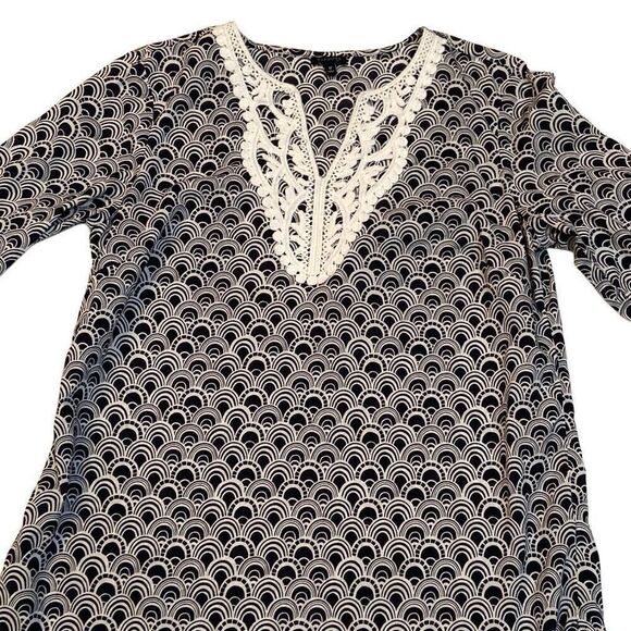Talbots Black and White with Lace Front 3/4 Sleeves Tunic Top Women Size Medium - Picture 3 of 10